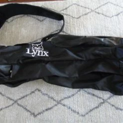 LYNX LIGHT SUNDAY STYLE CARRY BAG PLAIN BLACK - SOLD