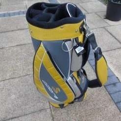 KING COBRA REVERSE LIGHT WEIGHT CART BAG - SOLD