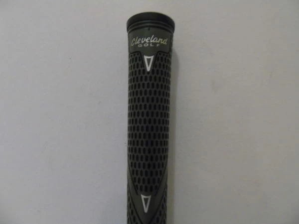 ONLY 4 GRIPS LEFT Deal Ladies Winn Grips With Cleveland Branding 4 ONLY 4 GRIPS LEFT Deal Ladies Winn Grips With Cleveland Branding - Image 2