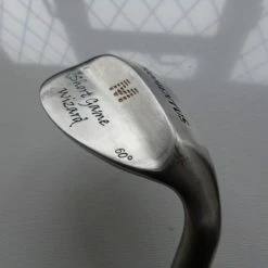 MOMENTUS SHORT GAME WIZARD 60 DEGREE TRAINING CLUB
