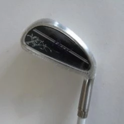 BENROSS PEARL LADIES 7 IRON/HYBRID LADIES GRAPHITE SHAFT - NEW