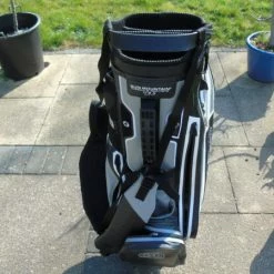 SUN MOUNTAIN H2NO LIGHT CARRY BAG WITH STAND - SOLD -Spares Shop DSC06207 600x450 1